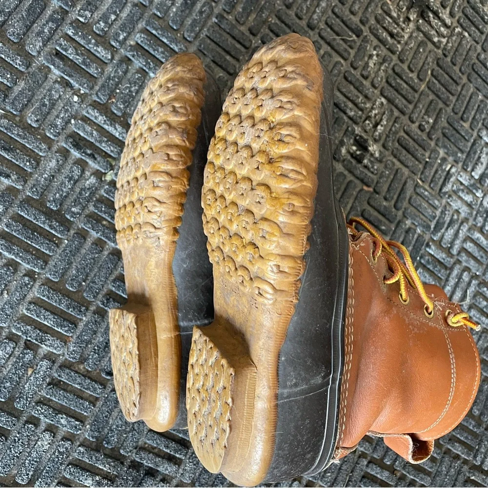 L.L. Bean Gum Boots with Laces - Great condition - Women’s size 6 - Picture 4 of 4